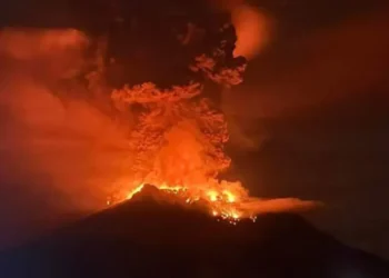 erupção vulcânica