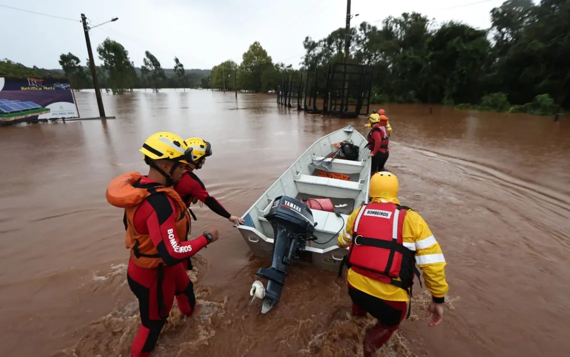 Inundações, no RS, Tempestades, no RS