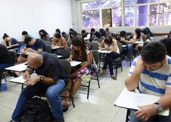 Exame, Nacional para, Certificação de, Competências, Jovens, e Adultos;