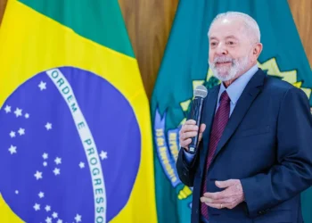 presidente, Luiz Inácio Lula da Silva;