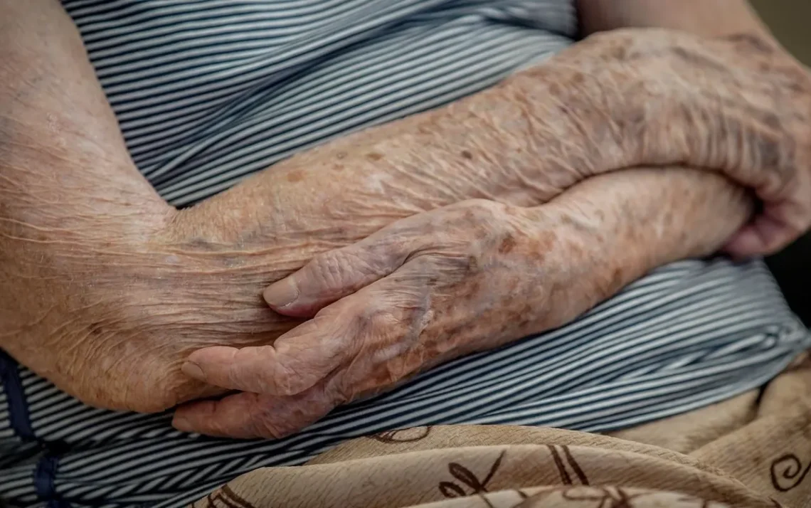 doença de Parkinson, tratamento de Parkinson, com a rivastigmina;